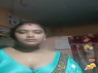 Tamil indisk stora vackra kvinnor blå silkig blouse lever, vuxen video- 02
