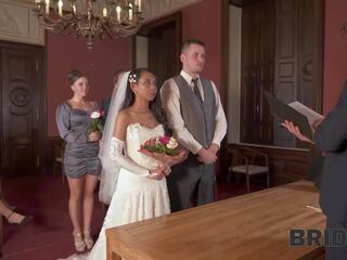 BRIDE4K. desiring newlyweds cant resist and get intimate right shortly thereafter wedding