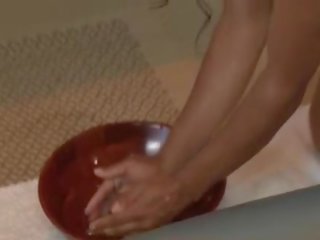 Oily massage ebony chick